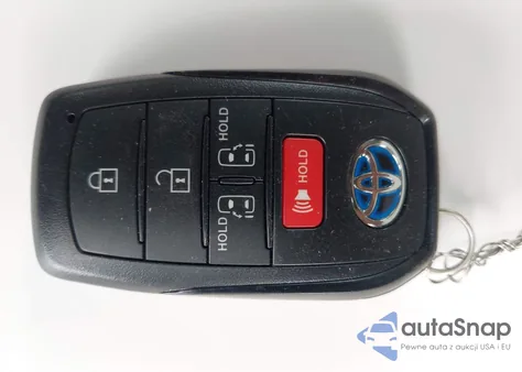 2021 Toyota Sienna Le from USA, damaged, VIN 5TDKRKEC9MS034194